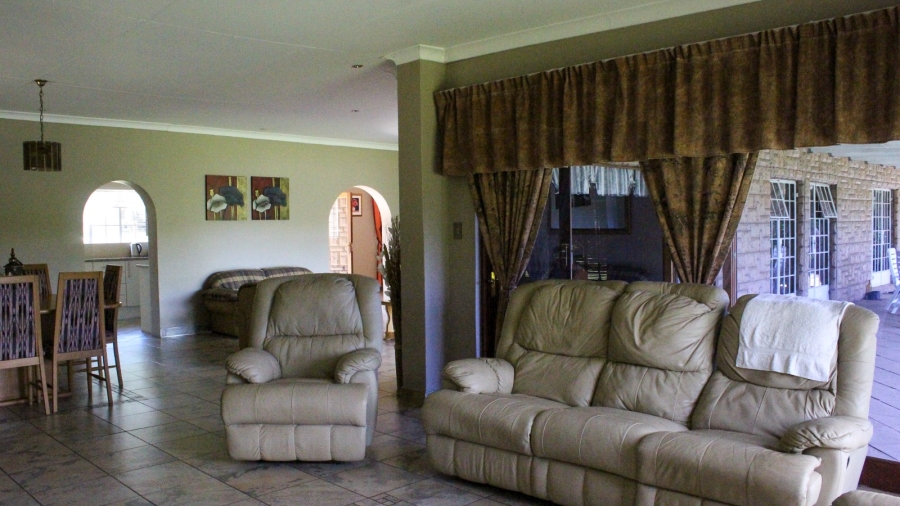 3 Bedroom Property for Sale in Lindequesdrif North West